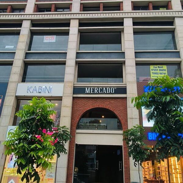 WhatsApp-Image-2024-08-05-at-23.10.41-1